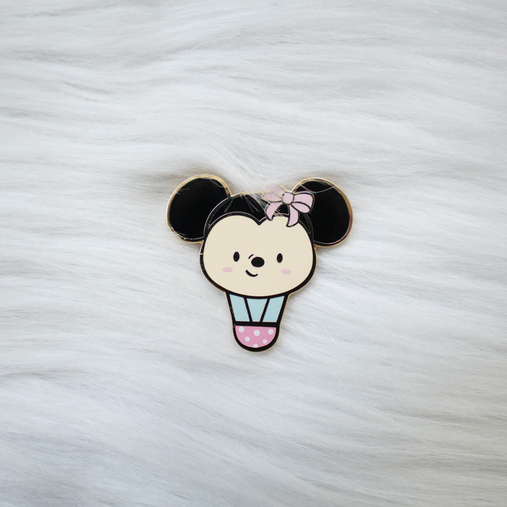 Pins : Magic // Mouse, Hunny & Alien //  Magnetic Backing